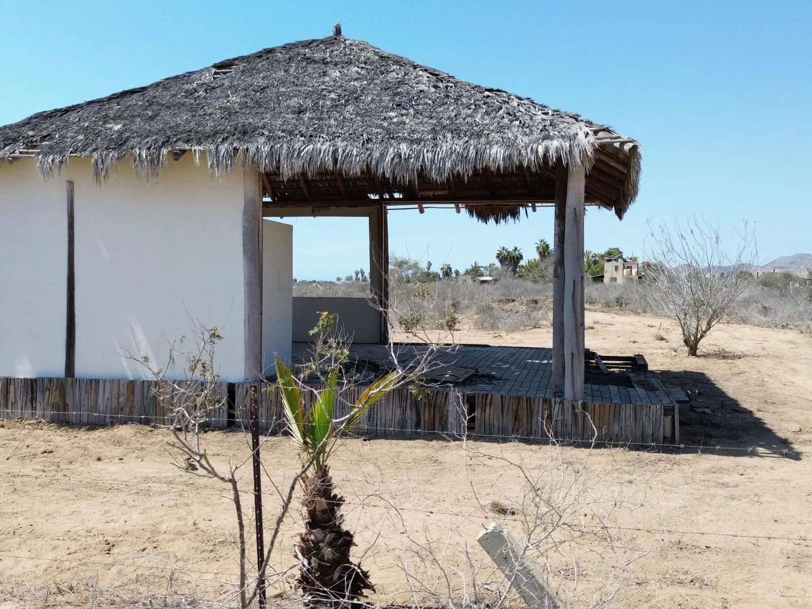 Beachside Corner Lot