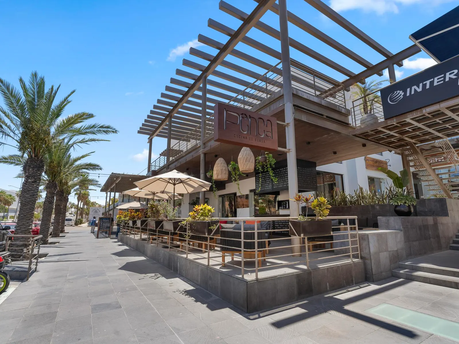 Restaurant Tenant | Long Term