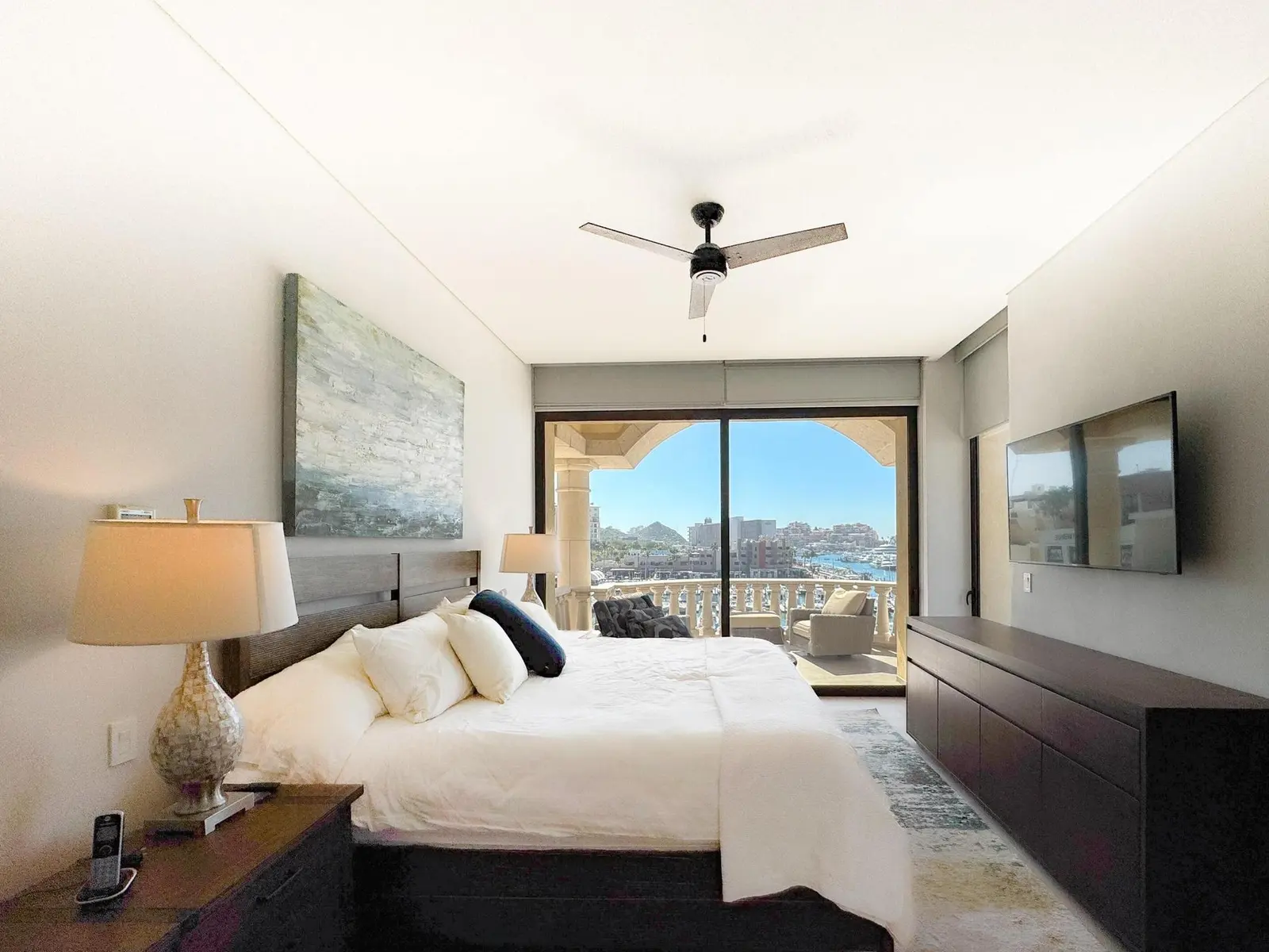 Paraiso Residences Penthouse