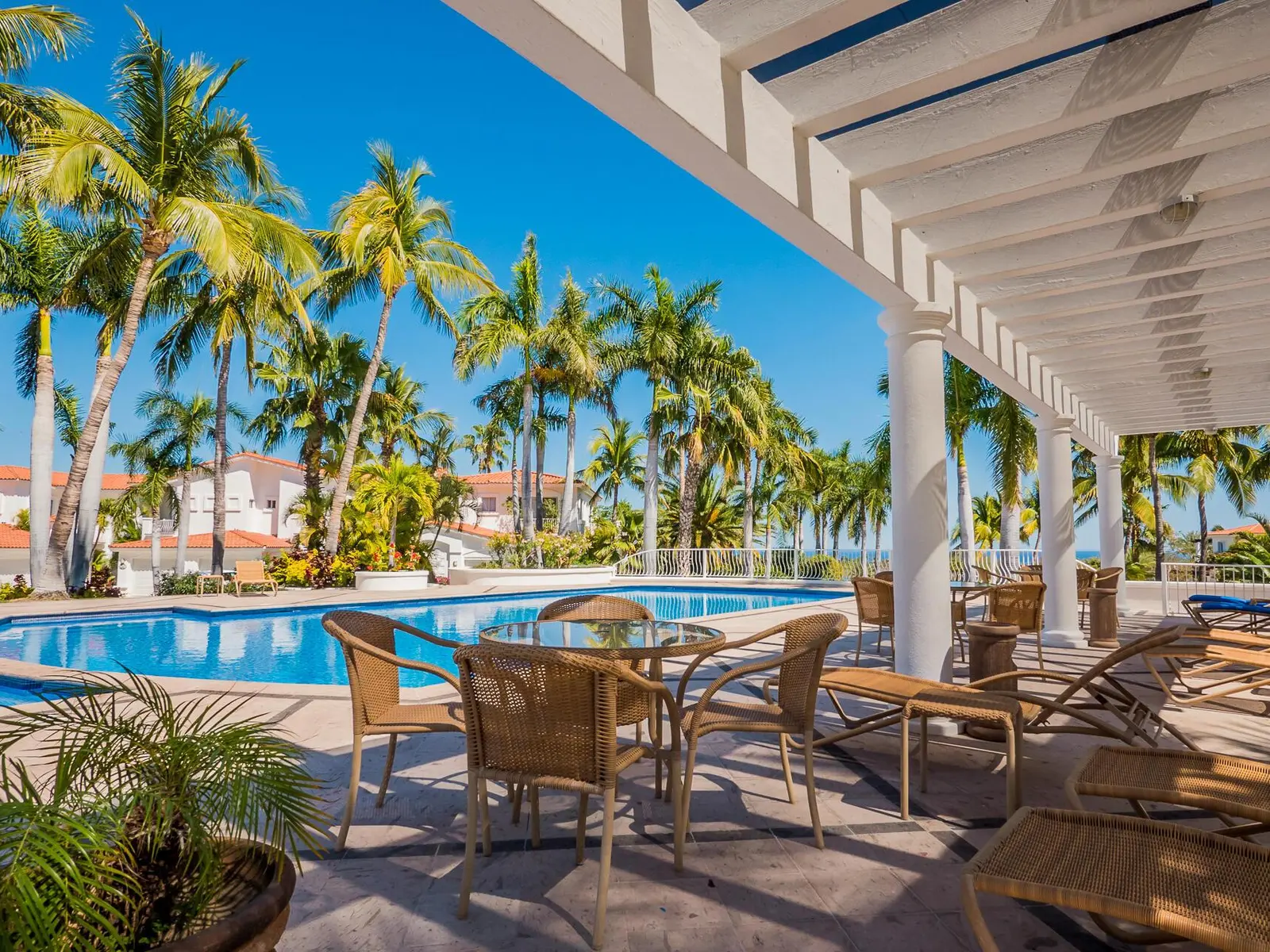 Villas de Oro