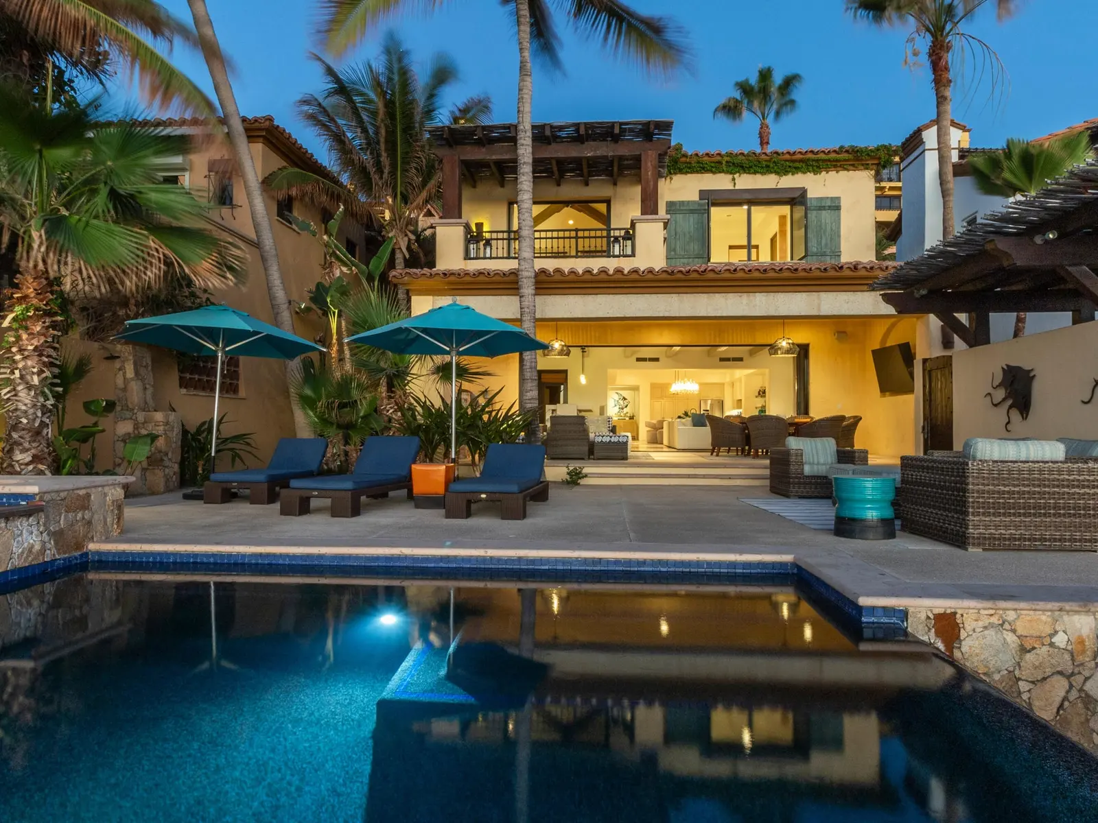 Beach front Villa 5