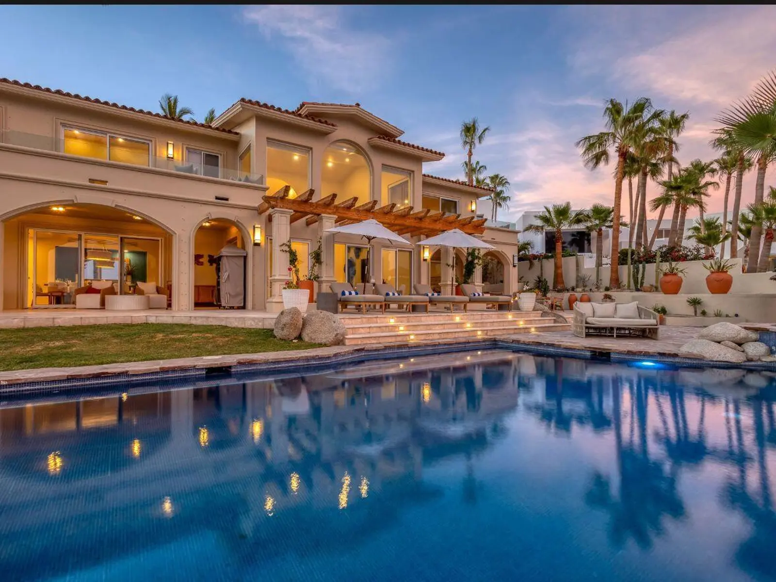 Villa Del Mar Luxury
