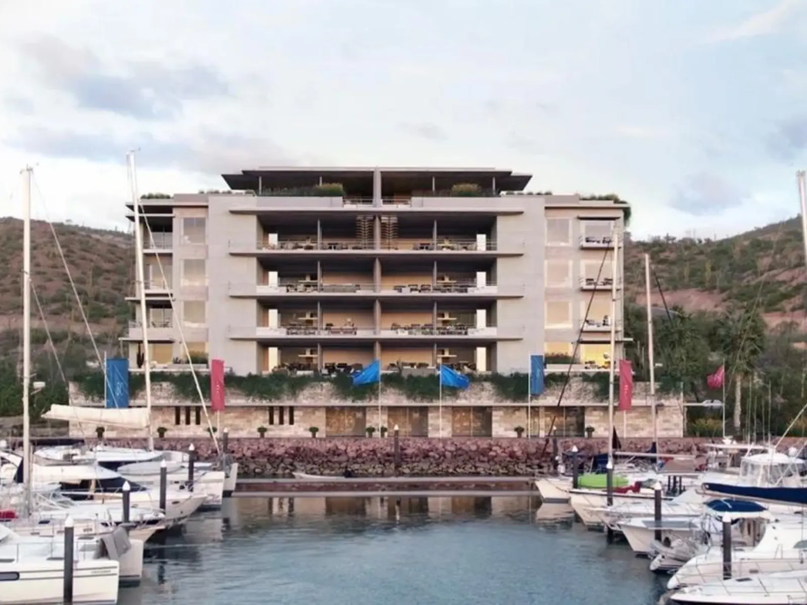 MARINA RESIDENCE
