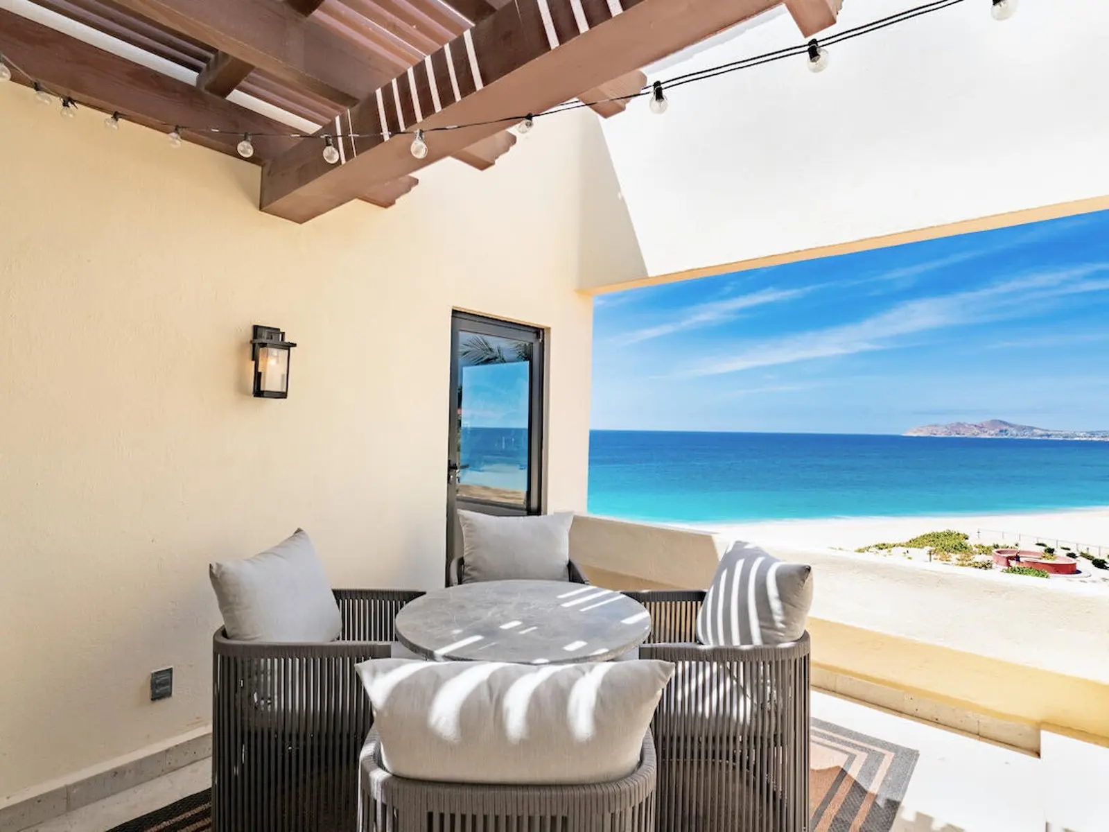 Casa del Mar Oceanfront