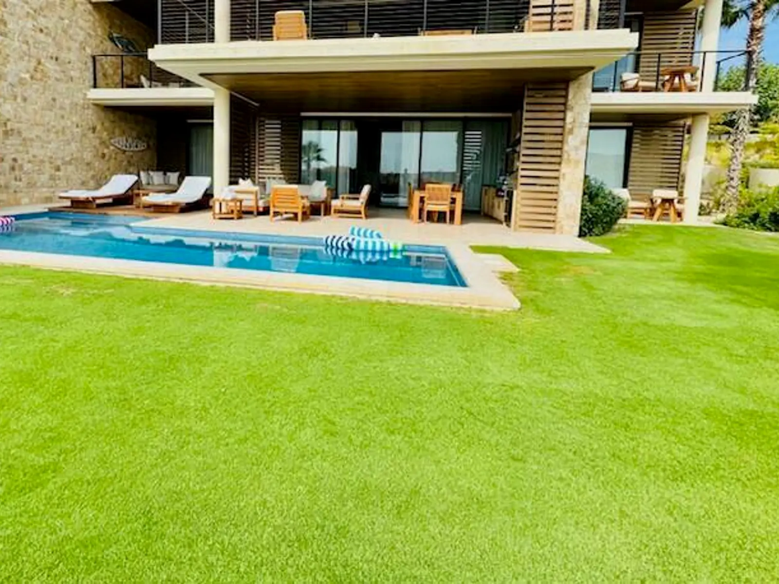 Chileno Bay Residences
