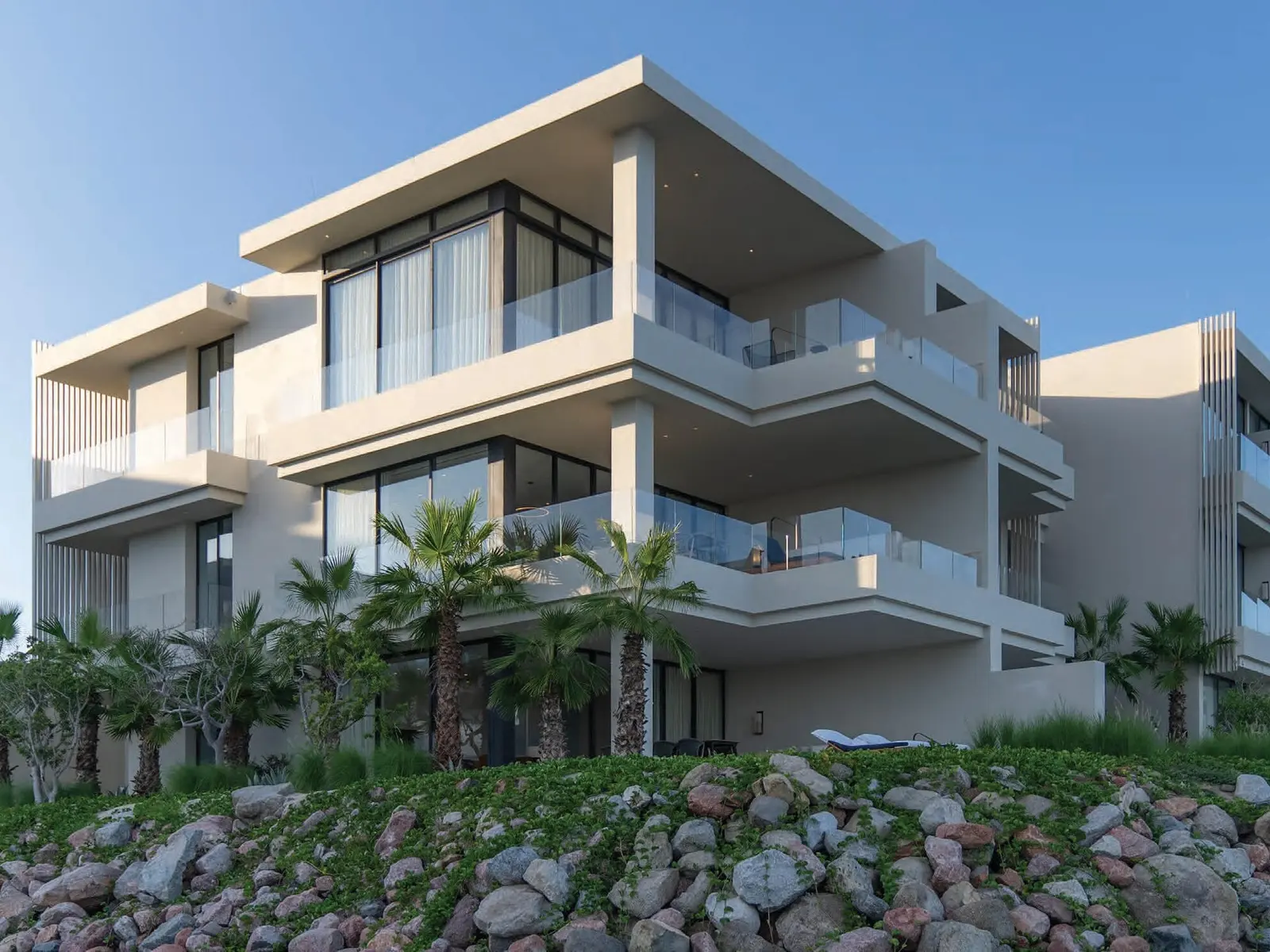 Four Seasons Marina Residence