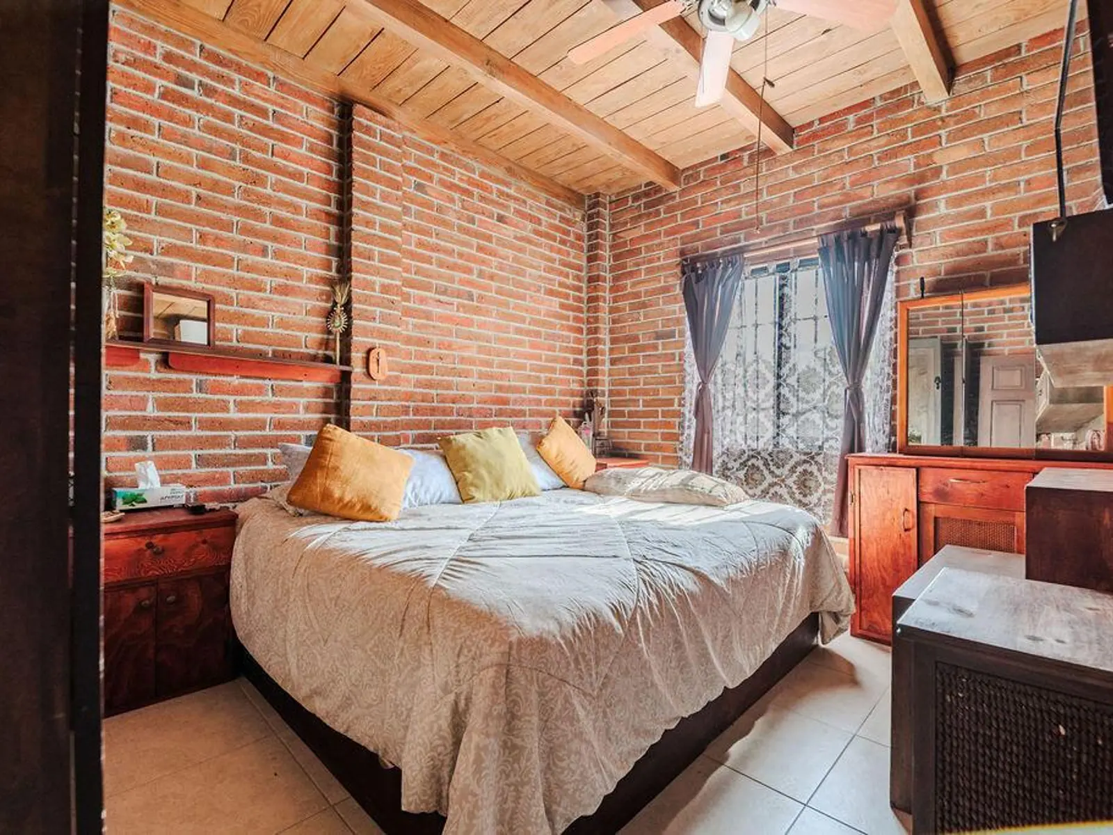 La Sonoreña Lot (Santa Rosa)