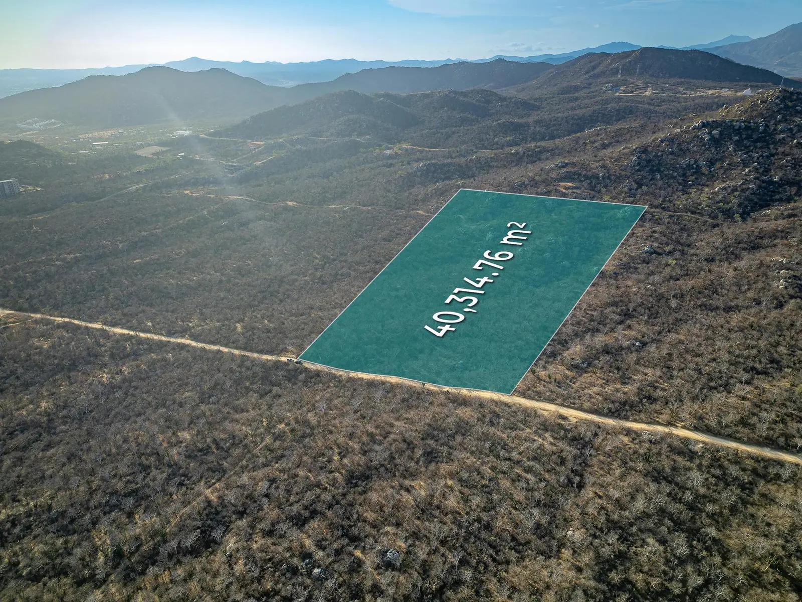 Land at El Tezal