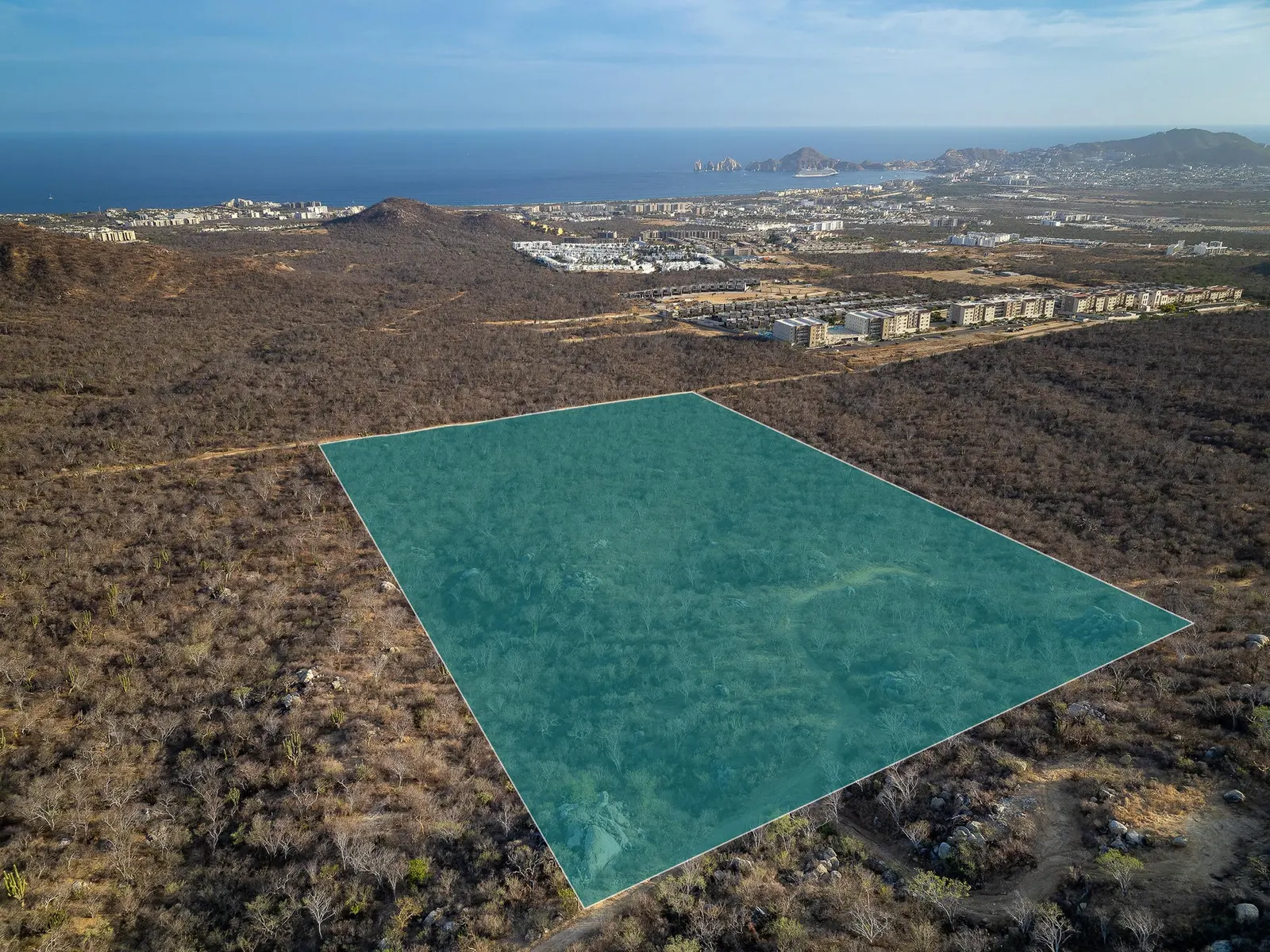 Land at El Tezal