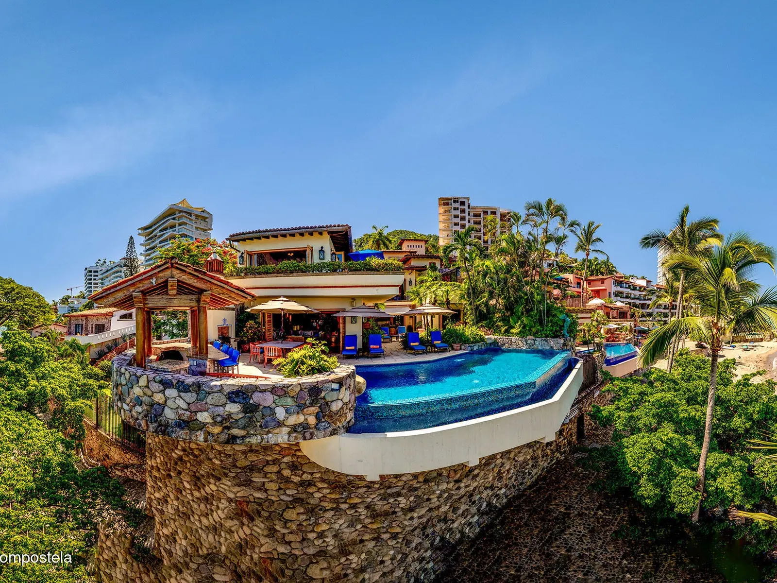 VILLA AMAPAS SUR