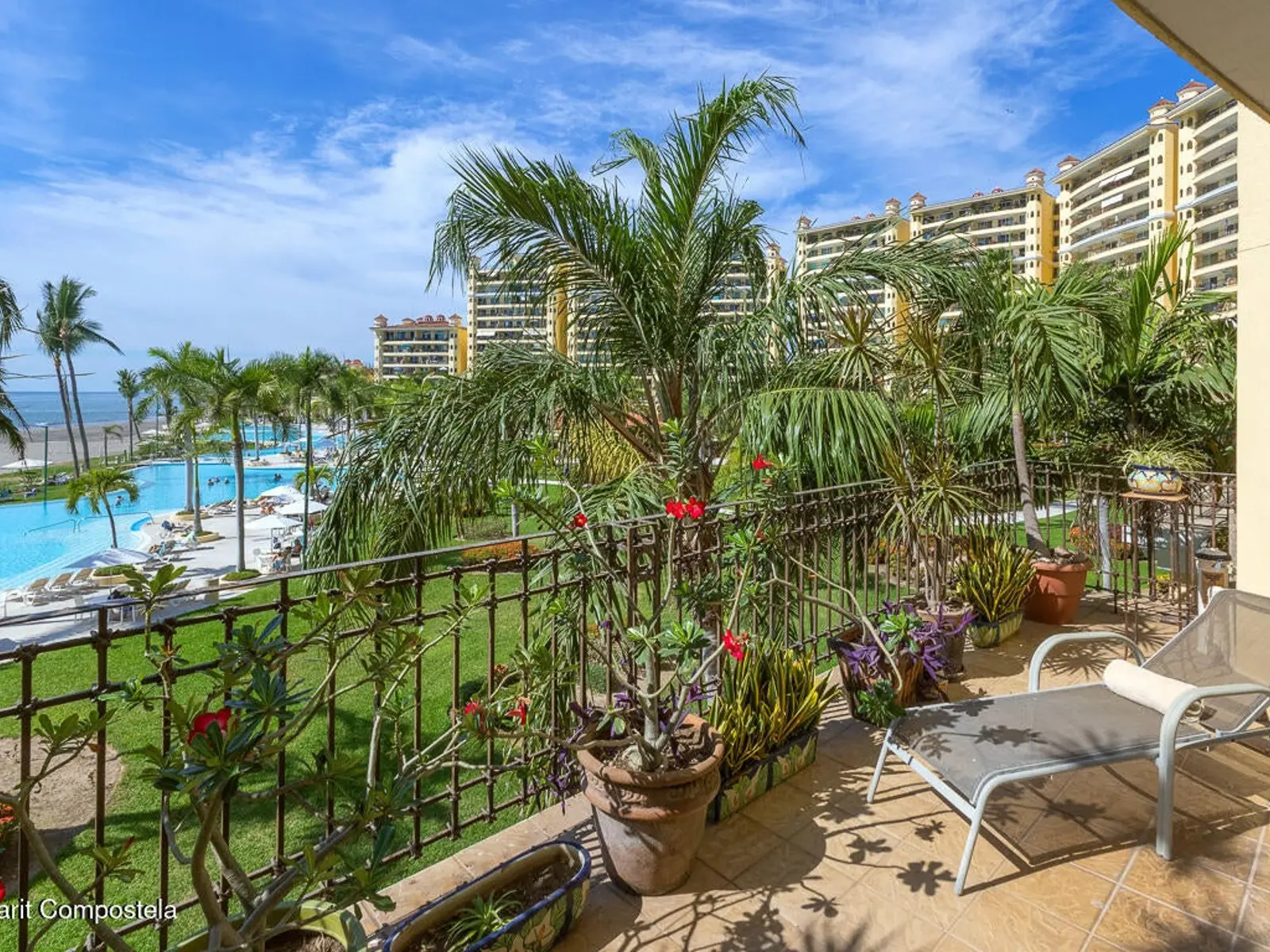 BAY VIEW GRAND F 204