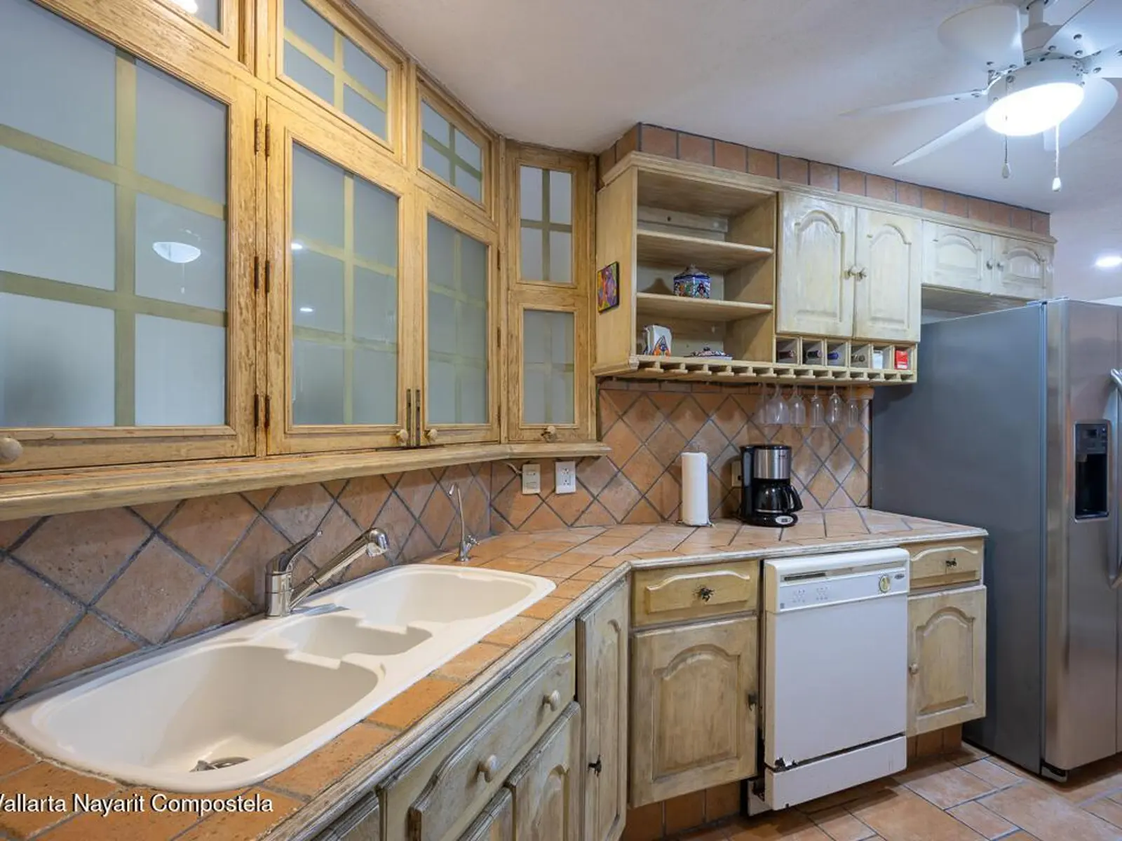 BAY VIEW GRAND F 204