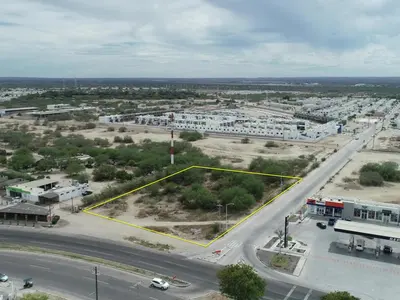 Esquina Comercial Pino Payas