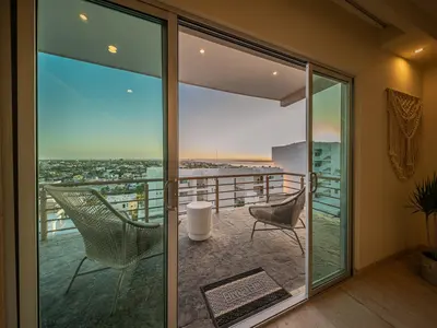 Vista Marina PH 402