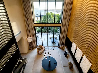 Surfer Residence