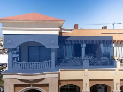 Paraiso Residences Penthouse