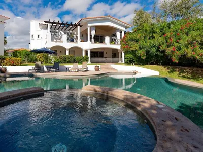 Villas de Oro 103 -Lirio