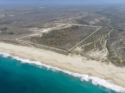 Beachfront San Jacinto Lot