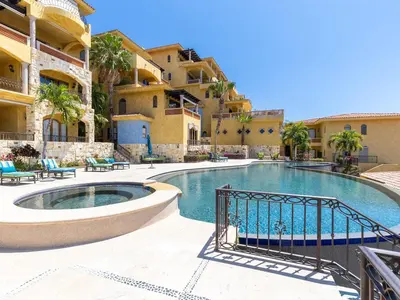 El Cielito, Luxury Residence