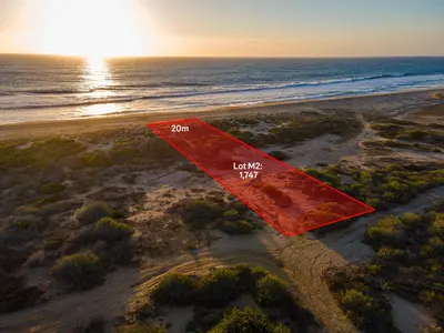 MAGNIFICENT OCEANFRONT LOT