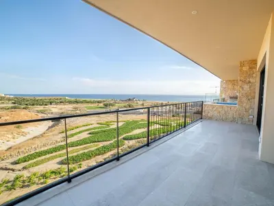 Oceanview Luxury 4 Bdrm Condo