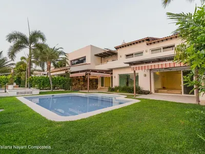 VILLA 5