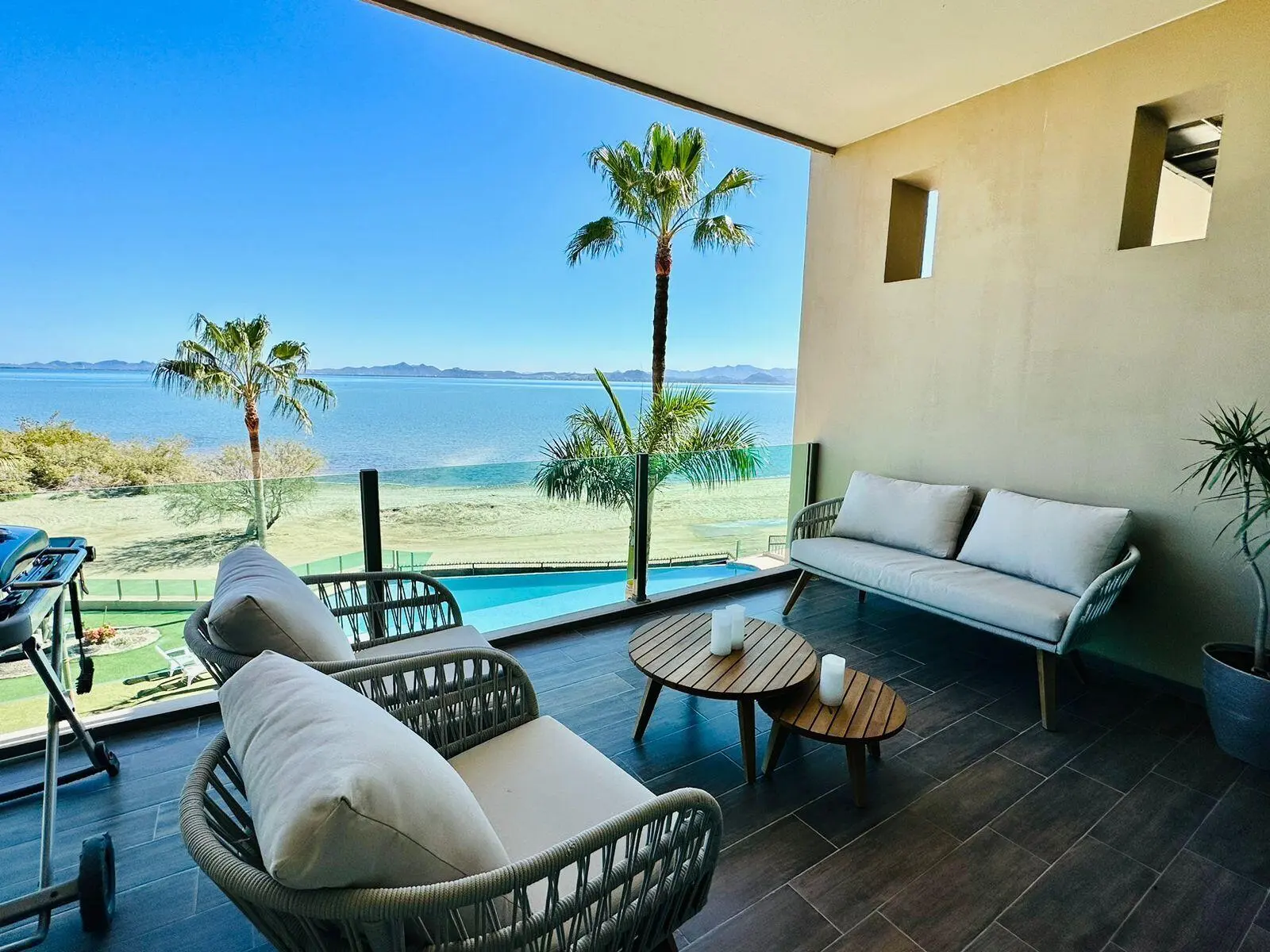 APARTMENT 15 VISTA DORADA