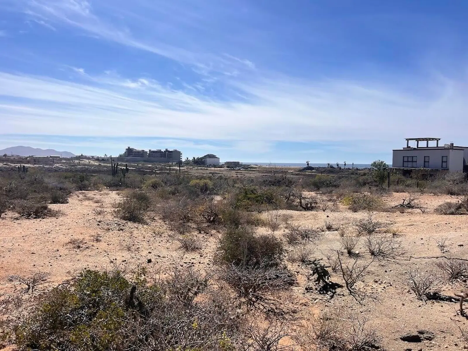 Cerritos Surf Break Access
