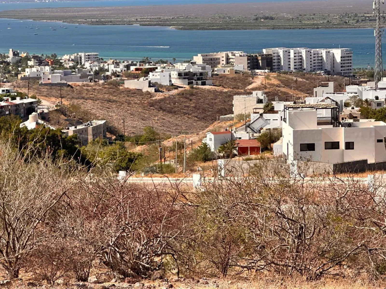TERRENO PASEOS DEL CORTEZ