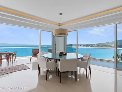 Bucerias Grand PH C